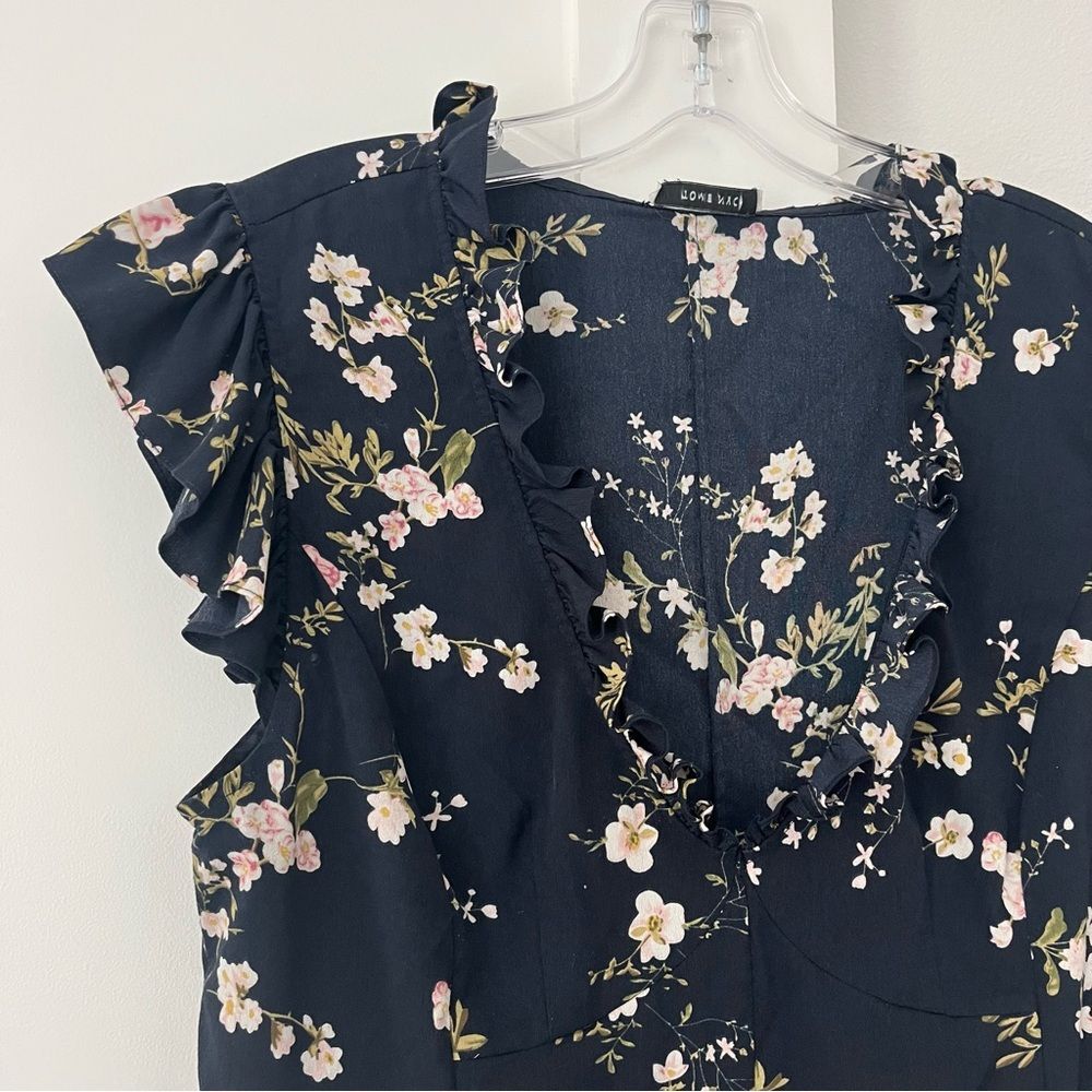 Tome NYC Lilian Navy Floral Flutter Sleeve V Neck Top Blouse - Picture 5 of 10